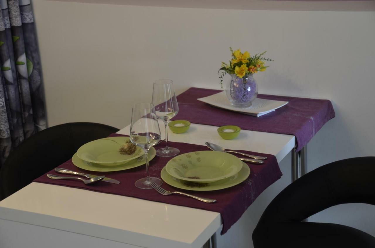 Apartments Lilly - Studio Rijeka Eksteriør billede