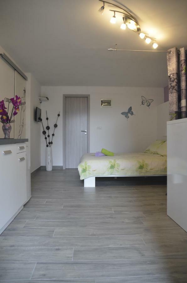 Apartments Lilly - Studio Rijeka Eksteriør billede
